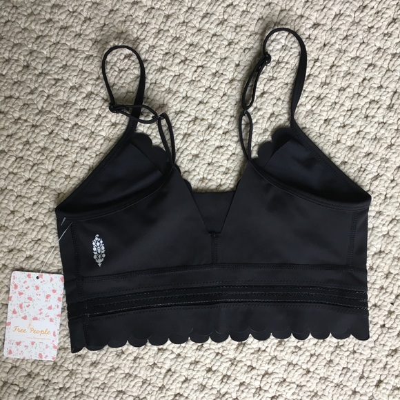 ❌SOLD❌Free People Movement Genesis Bra scalloped - Picture 6 of 6